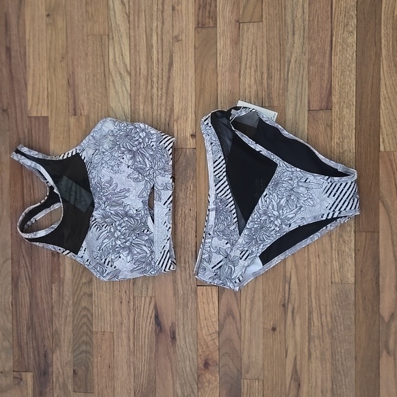 Pole Addict Black/white/grey Set Sz XS NWT - Picture 3 of 8